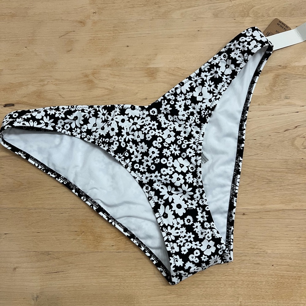 NWT Pink Swim Bottoms - Size Large